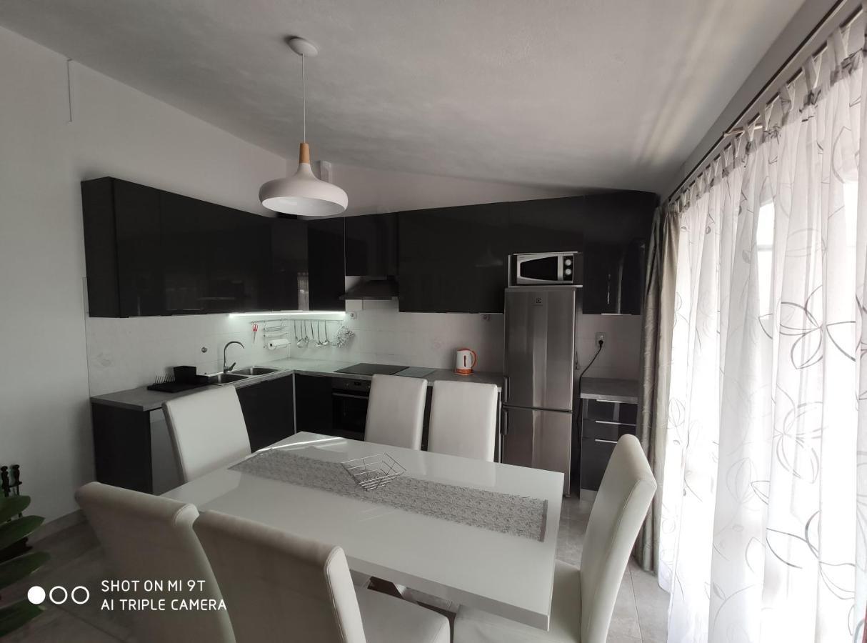 Apartment Burich Μακάρσκα Εξωτερικό φωτογραφία